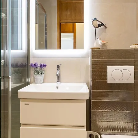 Seaside Two-floor Heaven アパート