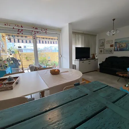 Seaside Two-floor Heaven Split
