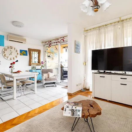 Seaside Two-floor Heaven Apartman