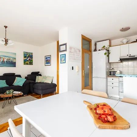 Seaside Two-floor Heaven ספליט