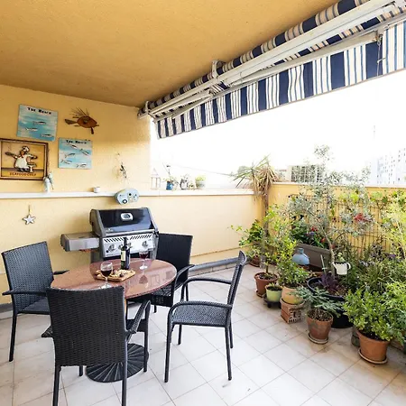Seaside Two-floor Heaven Split