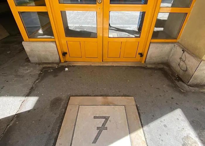 Seaside Two-floor Heaven Split